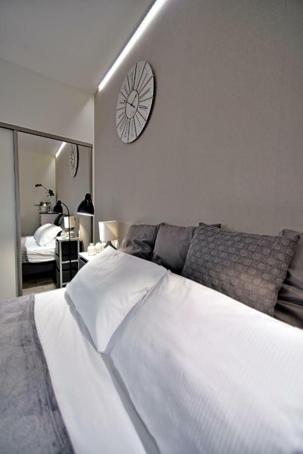 Apartamenty Sjesta Centrum Kudowa-Zdrój Buitenkant foto